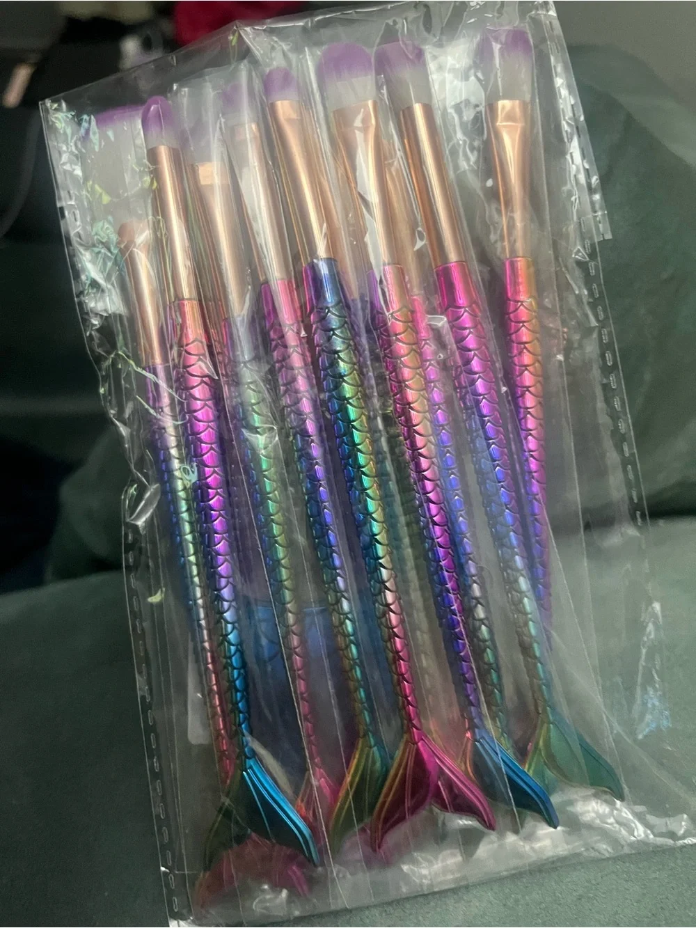 NWT 11 pieces Colorful mermaid makeup brush set. 💜🩷❤️💙